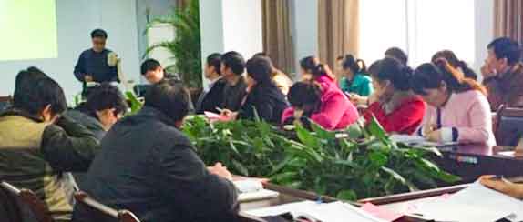 鑫虹泰木業6月建筑模板銷售表彰大會