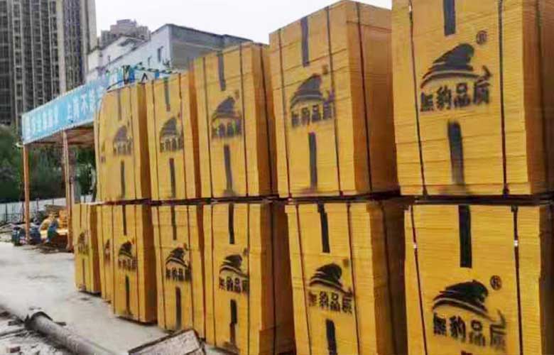 25000張紅色面模板發往金塔核技術產業園